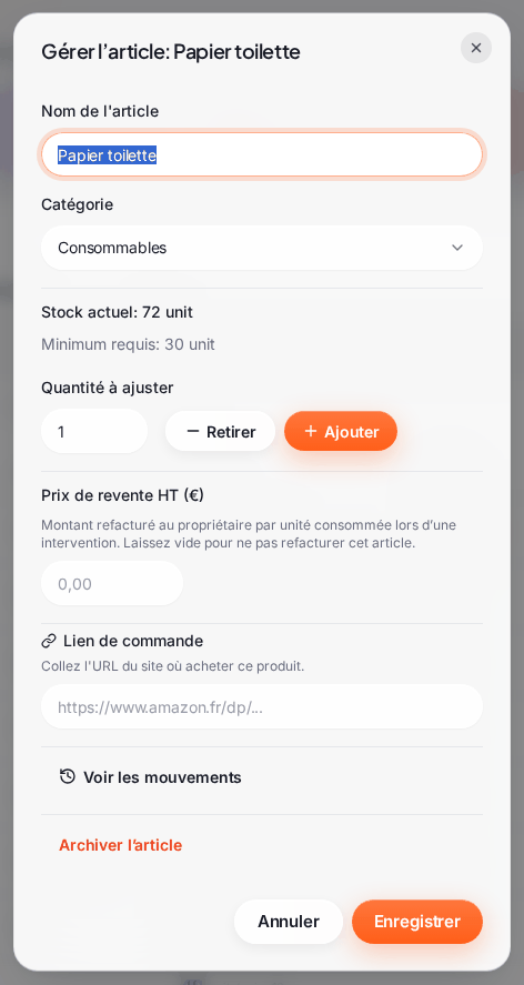 La fenêtre « Gérer l’article : Papier toilette » : nom et catégorie, « Stock actuel : 72 unit », « Minimum requis : 30 unit », le champ « Quantité à ajuster » avec les boutons « Retirer » et « Ajouter », le « Prix de revente HT (€) », le « Lien de commande », « Voir les mouvements », « Archiver l’article » et « Enregistrer »